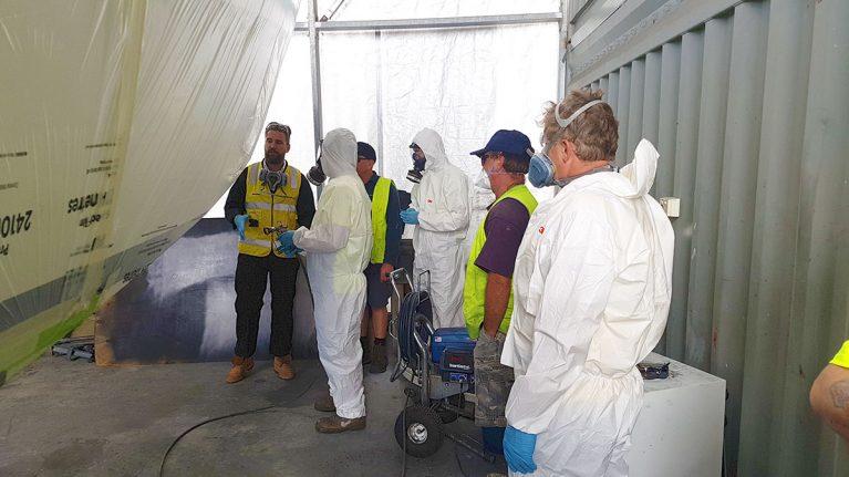 Sprayed or rolled antifoul options at White Bay 6